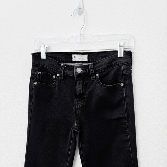 [Free People] Washed Black Low Rise Slim Leg Flare Jeans Stretch Casual Size 26 - Picture 4 of 11